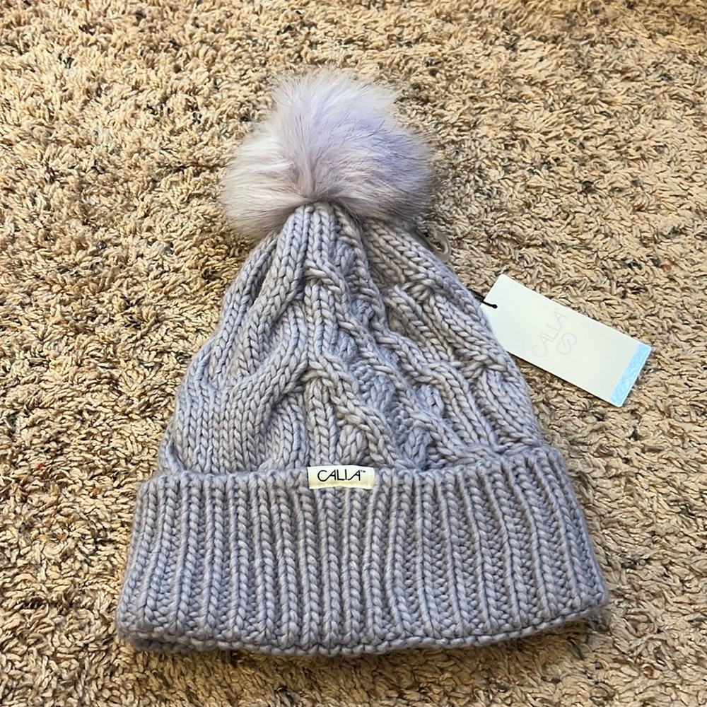 Women’s Calia Knit Pom Beanie